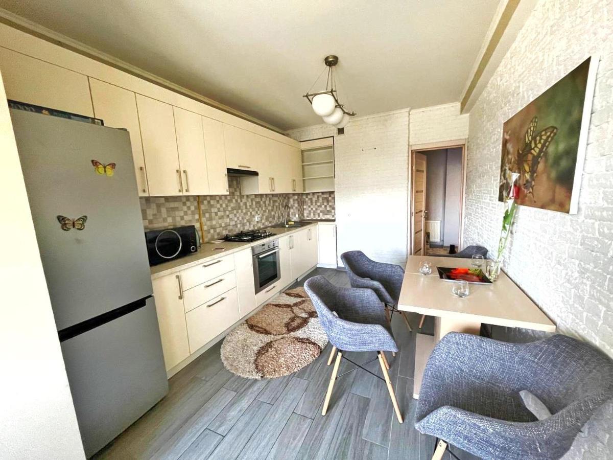 Luxury Central Flat Chişinǎu Buitenkant foto